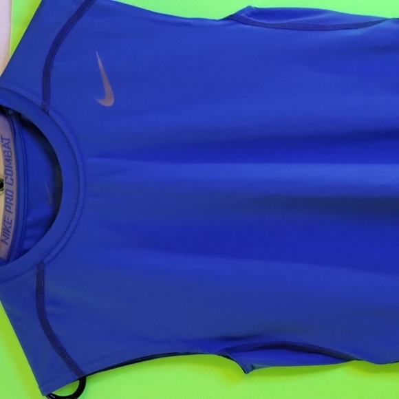 Nike Pro Combat Dry Fit Shirt - Picture 1 of 3